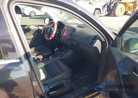 2016 Volkswagen Tiguan Se z USA, uszkodzony, nr VIN WVGAV7AX6GW537887